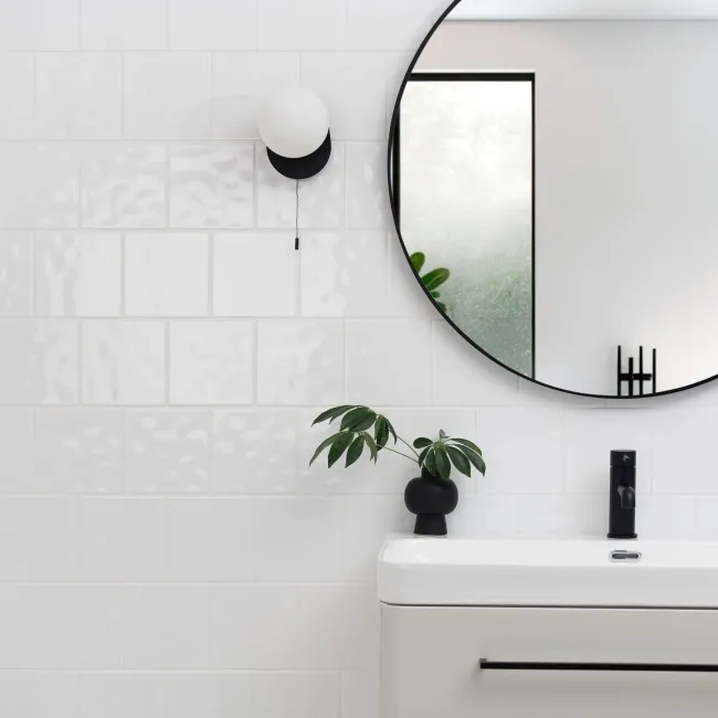 Bumpy Gloss White Wall 15x15