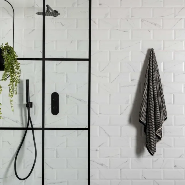 Apennine Bevelled Matt Marble Effect Tile 10x20