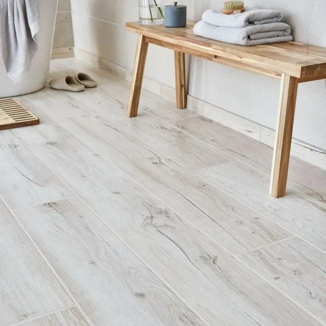 Mumble B Light Oak Wood Effect Tile 15x90