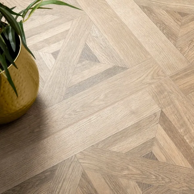 Old Manor Classico Honey Oak Indoor Wood Effect Tiles