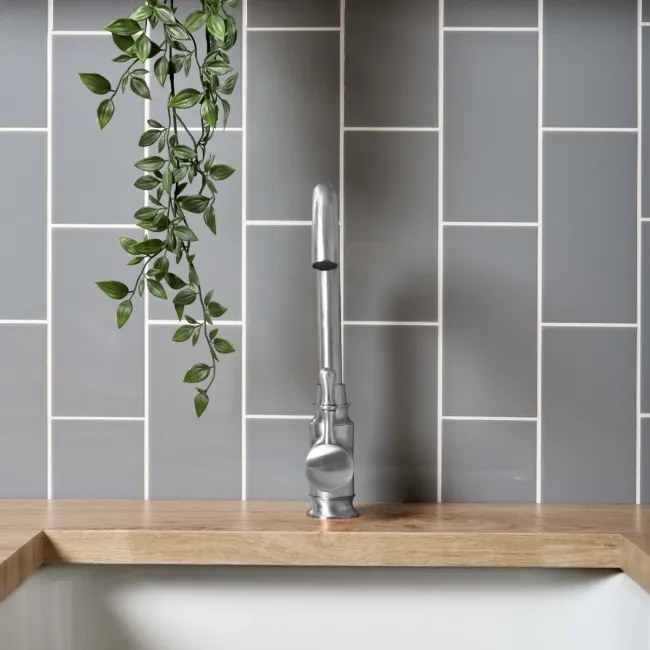 Liso Plata Grey Brillo Metro Tiles 100x200