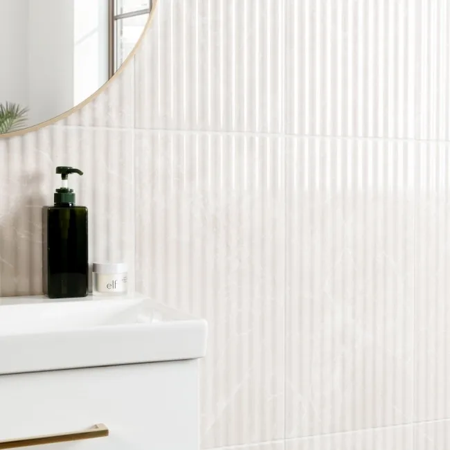 Imperial Warm White Gloss marble Effect Decor Wall Tile 600x300