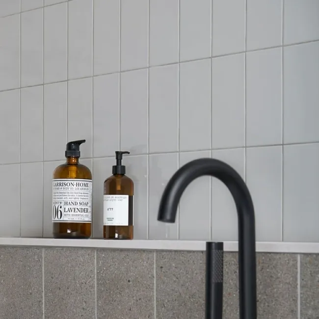 Liso Perla Grey Gloss Metro Tiles 100x200