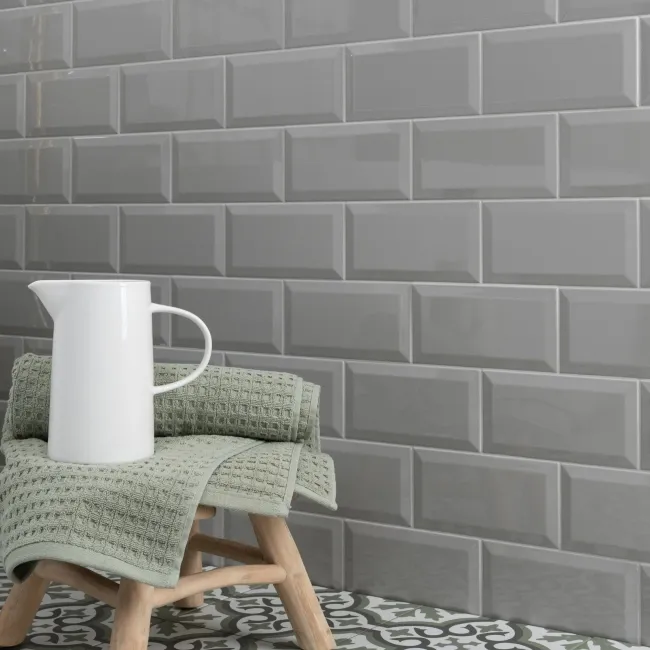 Metro Light Grey Gloss 100x200