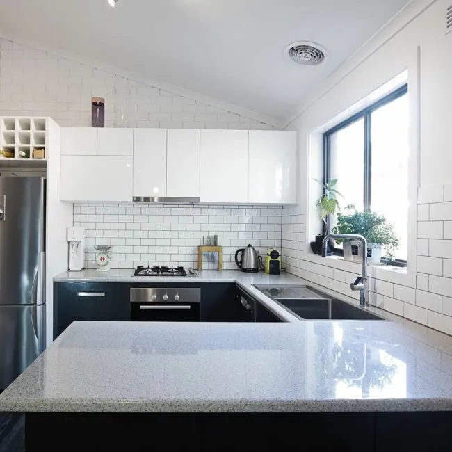 Liso White Gloss Metro Tiles 100x200